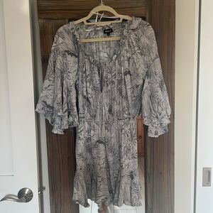 Cute flowy dress size small